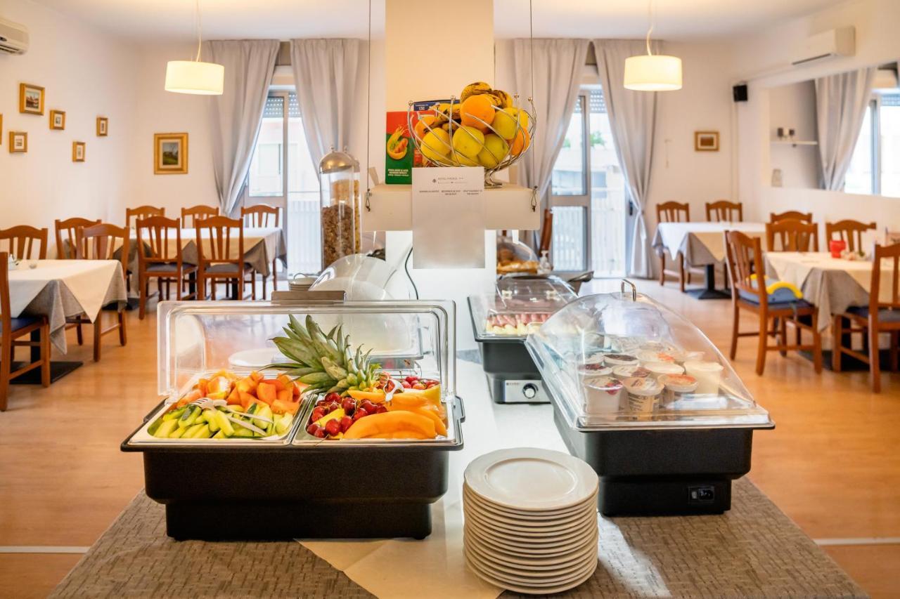Hotel Firenze Caorle Extérieur photo