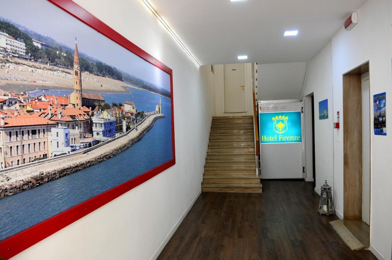 Hotel Firenze Caorle Extérieur photo