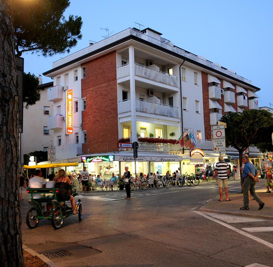 Hotel Firenze Caorle Extérieur photo