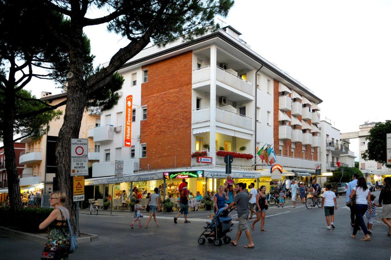 Hotel Firenze Caorle Extérieur photo